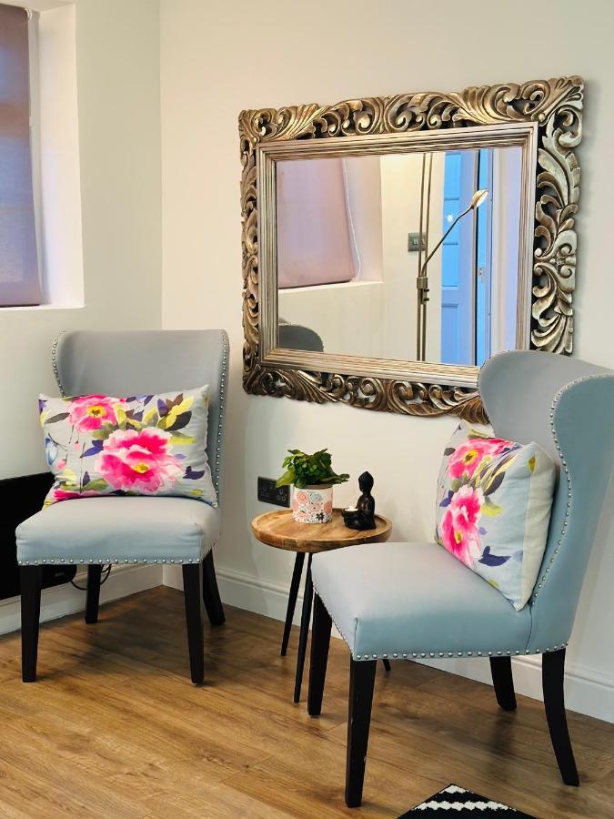 Touchwood Appartement Isleworth Buitenkant foto